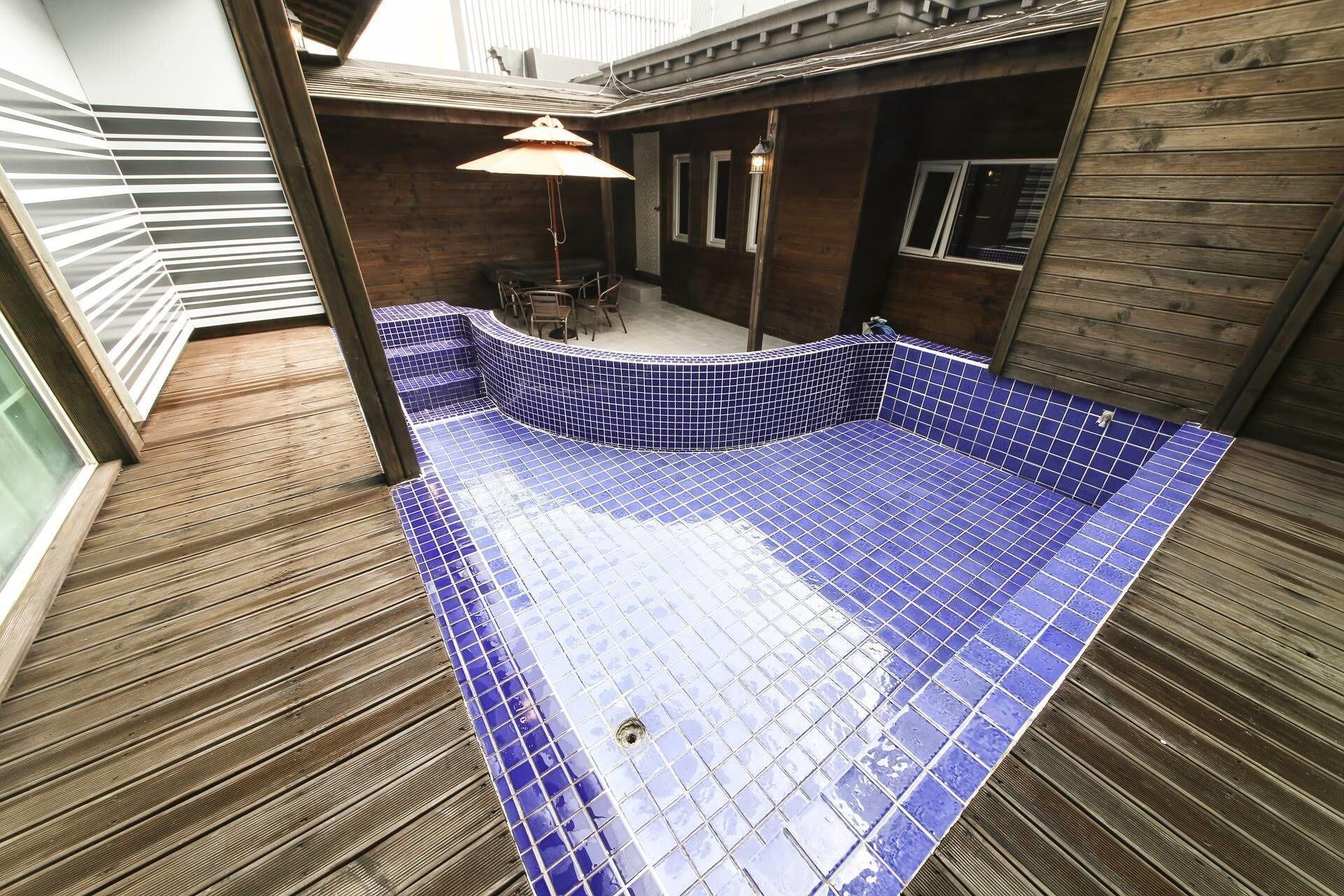 Almond Hotel Gupo Station Busan Exterior photo